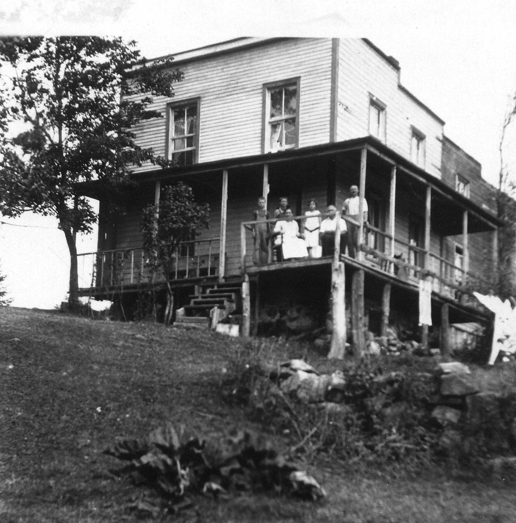 1930 Ernst&Family